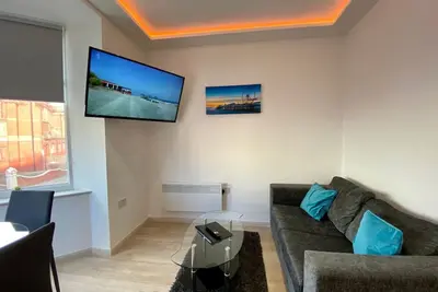 Image de Apartment  5 · Princess Theatre Beach Side Town Centre Apartment