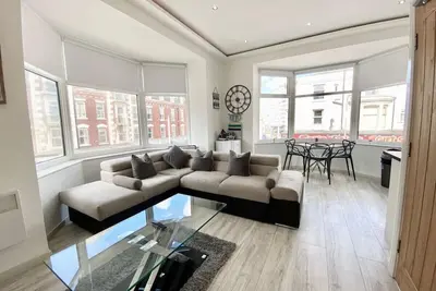 Image de Apartment 2 · Princess Theatre Sea View Town Centre Apartment