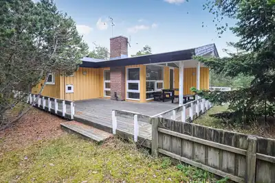 Image de Maison confortable à Anholt avec sauna