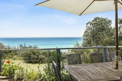 Image de Rockys beach house on the waterfront