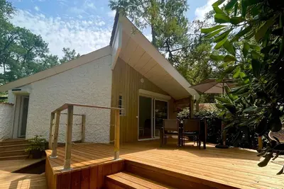 Image de Villa Patio plage à pied & vacances sous les pins