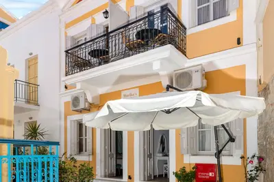 Image de Marikas Deluxe Rooms