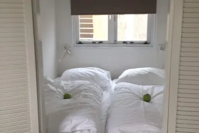 Luxury BeachLodge for 2 to 4 people on the beach of Wijk aan Zee