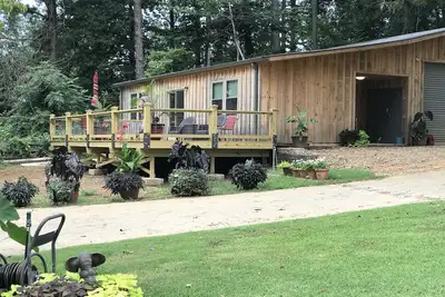 Image de Waterfront ramp and boat dock