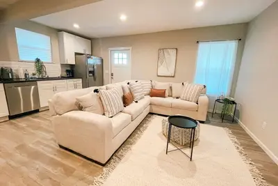 Image de Modern & Cozy Concord Escape 2br/1bth Apt