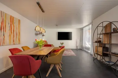 Image de City bungalow with sauna, large garden and terrace