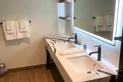 Image de Ind Loft Children's Hospital Shadyside Oakland 4