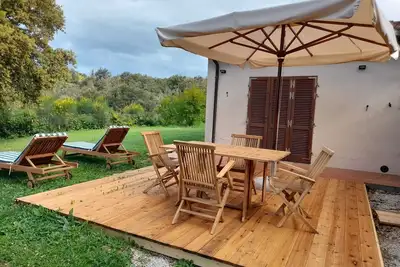 Image de Cottage with Garden Rosa