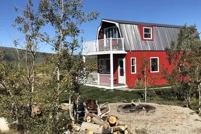 Image de Glacier Lookout - Spacious, New & Villa Overlooking the Rockies & St Mary Lakes