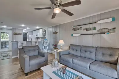 Image de Keowee Key ~ Cozy Condo ~ Golf Course View - Amenities