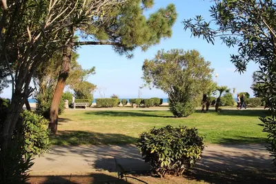 Image de Argelès-sur-Mer : Appartement T2 cabine face à la mer, 4 couchages