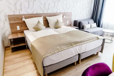 Image de Appartement de luxe 949, balcon, cuisine, WiFi, couples, famille!