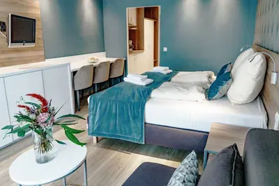 Image de Appartement de luxe, balcon, cuisine, piscine, sauna, hammam, WiFi, couples, fam