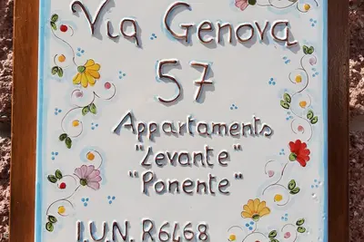 Image de Vacation House \"Levante\" - Central - 2 steps from the sea and the historic center.