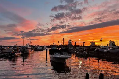 Image de Bristol Harbor Waterfront House in Historic Downtown with Sunsets over Harbor