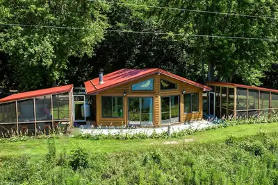 Image de Eagleview Nest cabin. Spectacular Mississippi river view! Year 'round Hot Tub!