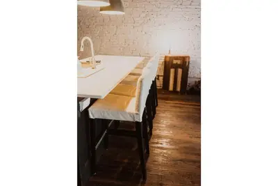 Image de The Starr Loft- Earlham, IUEast, Historic District