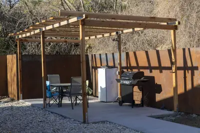 Image de Your own private spa! Yurt with natural geothermal hot water. . .