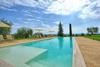 Image de Belle maison de vacances privée avec sauna, Wifi, piscine privée, climatisation, Tv