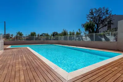 Image de Bel appartement pour 4 personnes avec Wifi, climatisation, piscine, Tv et terrasse