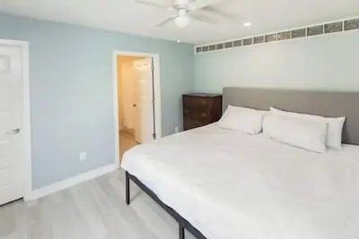 Image de Oceanfront Resort, 1 Block2 Beach304