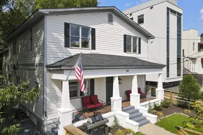 Image de The Dobbs Atlanta Beltline - Luxury 6 Bd/4 Ba, Midtown, Downtown Steps Away