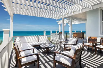 Beach House w/Sunset View, Pool, Gym, Pickleball