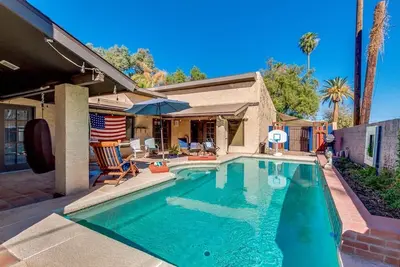 Modern Melrose Urban Retreat with Pool