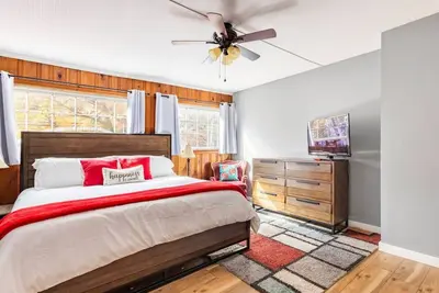 Image de King Bed+Game Room+Parking+Broadripple+Restaurants