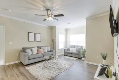 Image de Minutes from Grandscape! Pool, Hot Tub & Gym – Close to The Star & Top Golf!