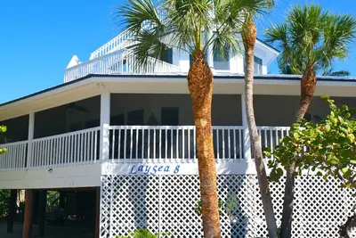 LaySea 8 - Across from Nature Preserve and steps to the best beach!