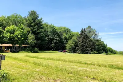 Image de Cottage in the Clouds With Mountain Views