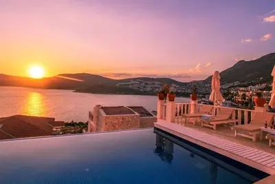 Image de Ketchy villa - Luxury Villa - Infinity pool - Beach view