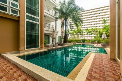 Image de Patong apartment walk to beach Hlc501