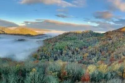 Image de A view like no other in Hound Ears Country Club! Blowing Rock & Boone Nc