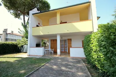 Image de Maison de vacances Lido delle Nazioni pour 1 - 6 personnes avec 2 chambres à coucher - Maison mitoye