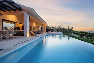 Image de Amazing house w/Panoramic Ocean Views/Chef/Housekeeper/Golf Membership/Golfcart