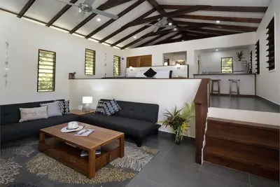 Image de Whispering Palms Deluxe Villa - Absolute Beachfront