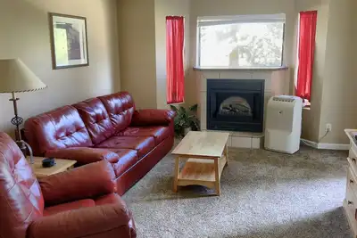 Image de Remodeled Fully Furnished Barefoot Resort Condo at Terry Peak!