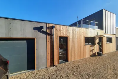 Image de Maison neuve avec vue sur mer et piscine hors-sol chauffée