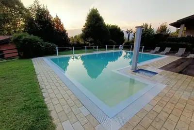 Image de Bel appartement pour 2 personnes avec Wifi, piscine, Tv, terrasse et parking