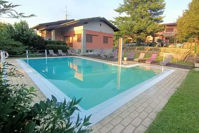Image de Confortable appartement pour 5 personnes avec Wifi, piscine, Tv et parking