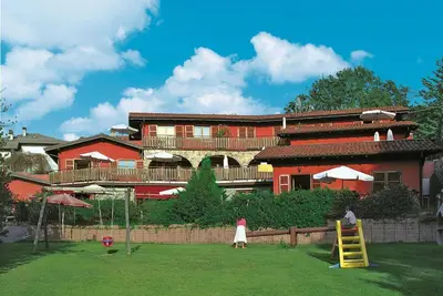 Image de Agréable appartement pour 5 personnes avec Wifi, piscine, Tv, animaux admis et parking