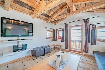 Image de Chalet individuel unique avec sauna, situation centrale