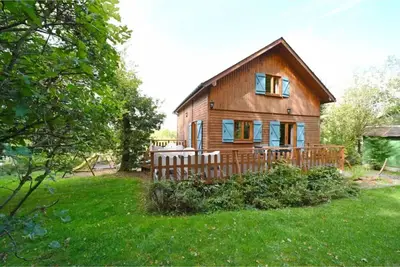 Image de Chalet indépendant confortable avec sauna, situé près de Durbuy