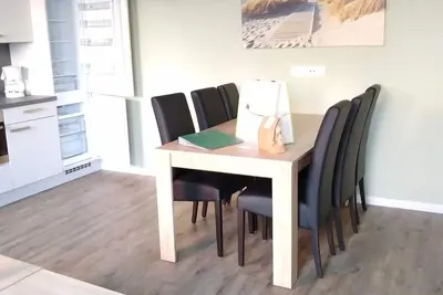 Image de 105. 3 apartment 200 meters from beach