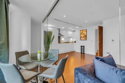 Image de Two Bed Apartment in Talisman & Duckman Tower Canary Wharf