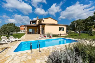 Image de Newly renovated Villa near Poreč with private pool and garden. Pet-friendly.