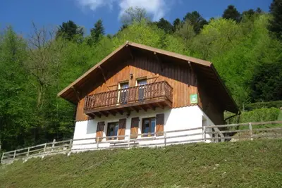 Image de Hautes Vosges Le Ménil Chalet avec sauna tonneau