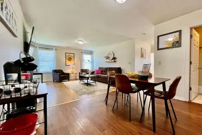 Image de Lennie's House near the lake